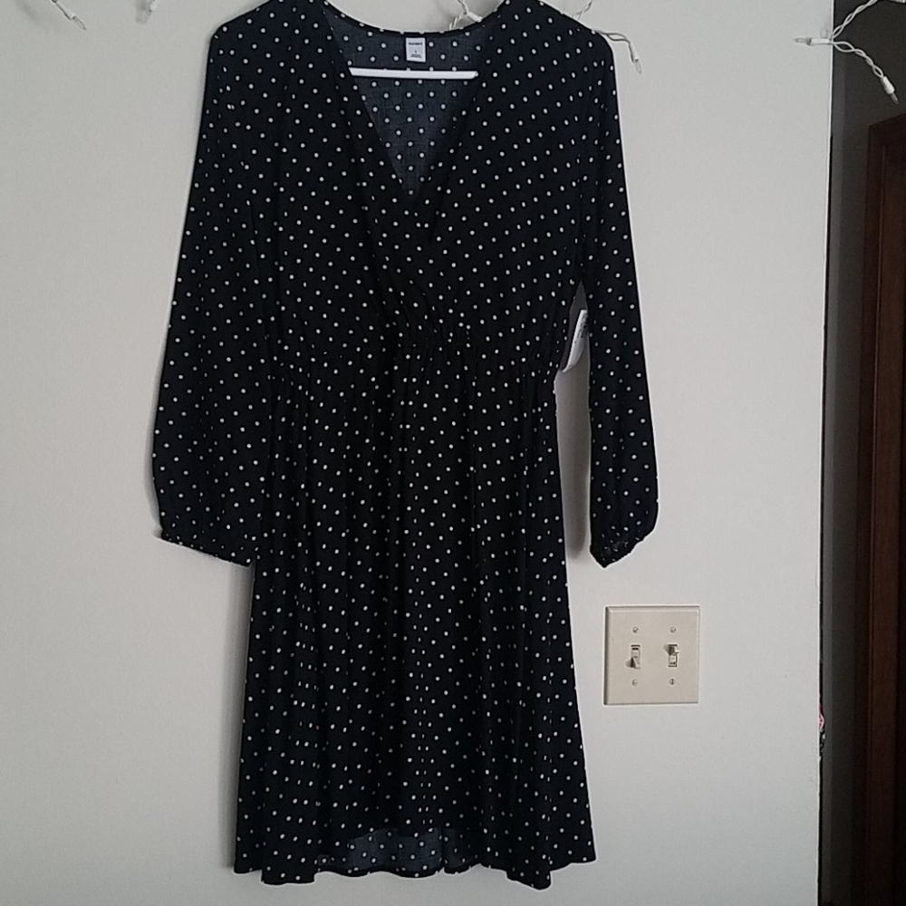Old Navy dress - black w/polka dots NWT